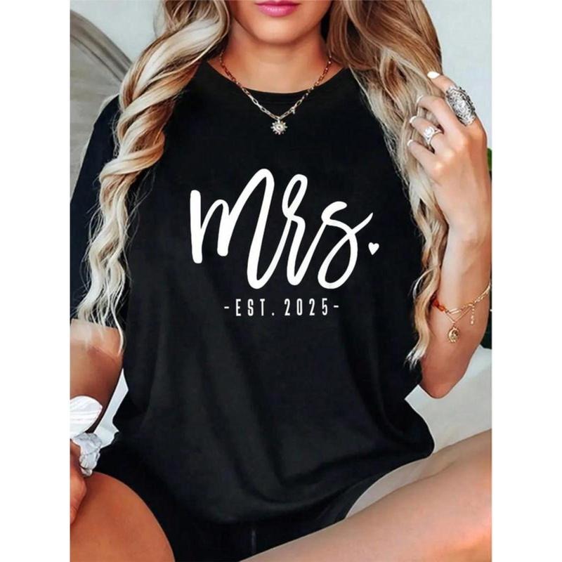 100% Cotton Casual Tshirt Mrs. Est. 2025 Just Married Wedding Couples Mr & Mrs Bride T-Shirt Hoodie, Sweatshirt