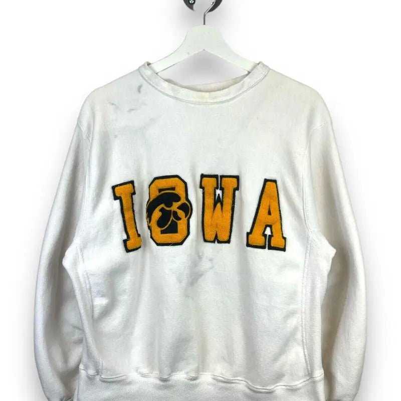 Vintage 80s/90s Iowa Hawkeyes NCAA Collegiate Spellout Sweatshirt Size Medium T-Shirts, Hoodie | UrbanDripWear.com