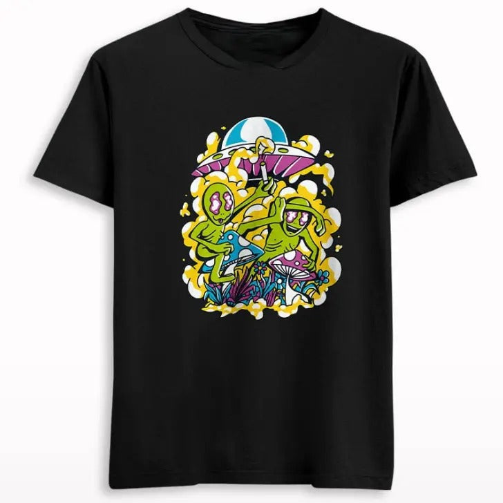 Alien on psychedelic mushroom T-shirt Gift For Her,Him- graphic tee Menswear Top Tshirt Hoodie, Sweatshirt