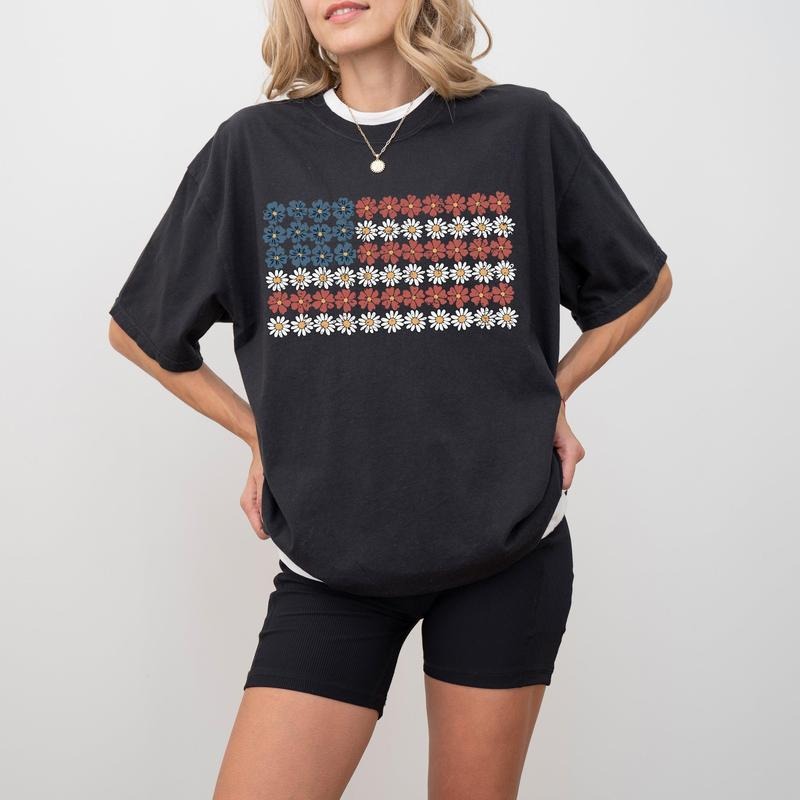 American Flag, Flowers, Red White Blue, Floral, Patriotic, Independence Day, 1776, USA, Tshirt, Women's Comfort Color...