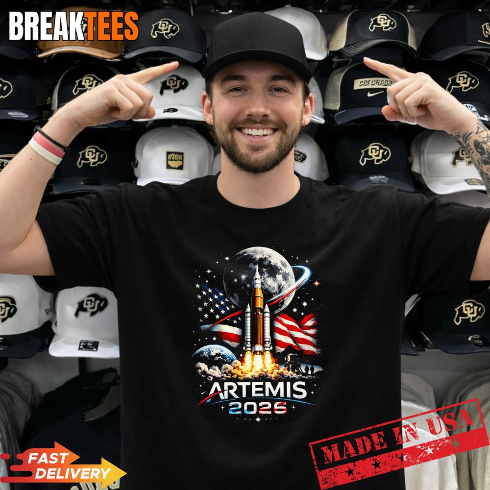 Artemis 2026 American Rocket Launch to The Moon Landing T-Shirt