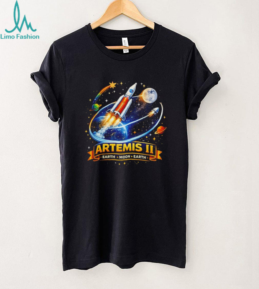 Artemis II Earth Moon Earth Space Exploration Rocket T Shirt