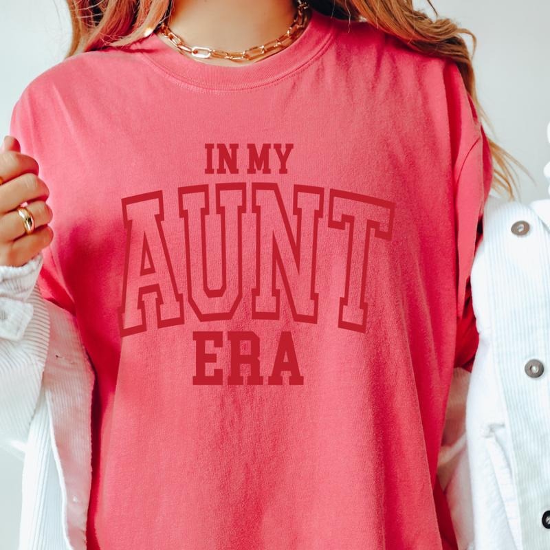 Aunt era t-shirt, Retro t-shirt, Comfort Colors, Fabric, Oversized Top, Womenswear, Garment Printed, Lady Cotton Crewneck...