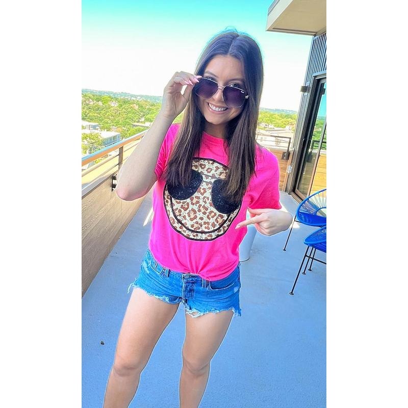Beach Vibes Leopard Smiley T-Shirt Hoodie, Sweatshirt | UrbanDripWear.com