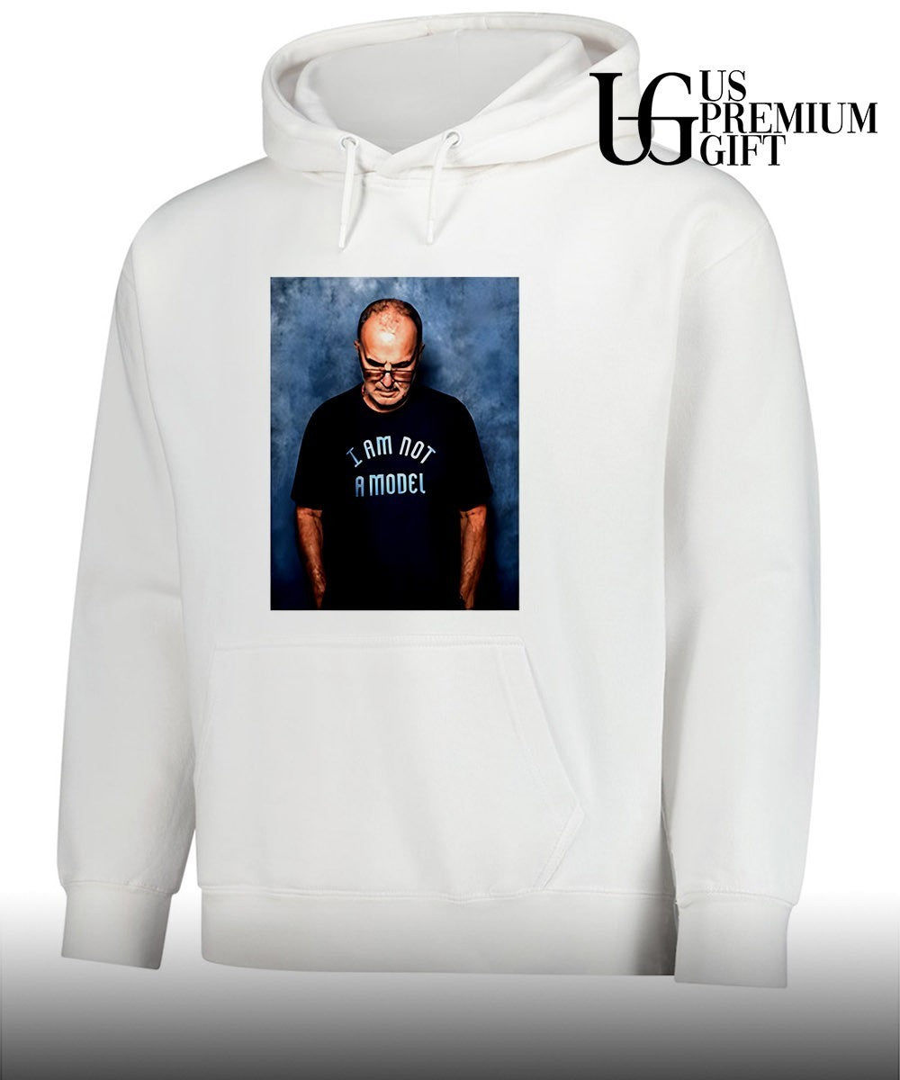 Bielsa Im Not A Model shirt