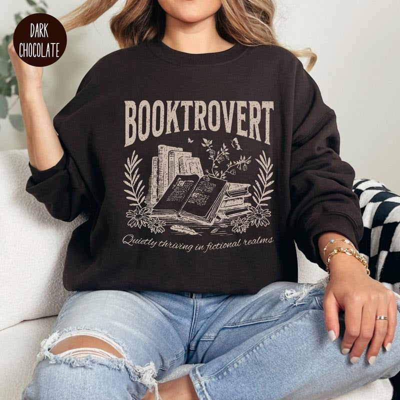 Booktrovert Shirt for Women Vintage Reading Sweatshirt Gift for Book Lovers Bookworm Sweatshirt Bookish Gift 4F5KL Hoodie