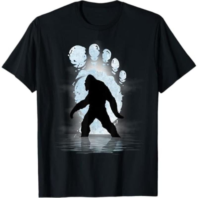 Casual T-shirt Bigfoot Footprint Moon Light Funny Sasquatch T-Shirt Graphic Graphic Tees Hoodie, Sweatshirt