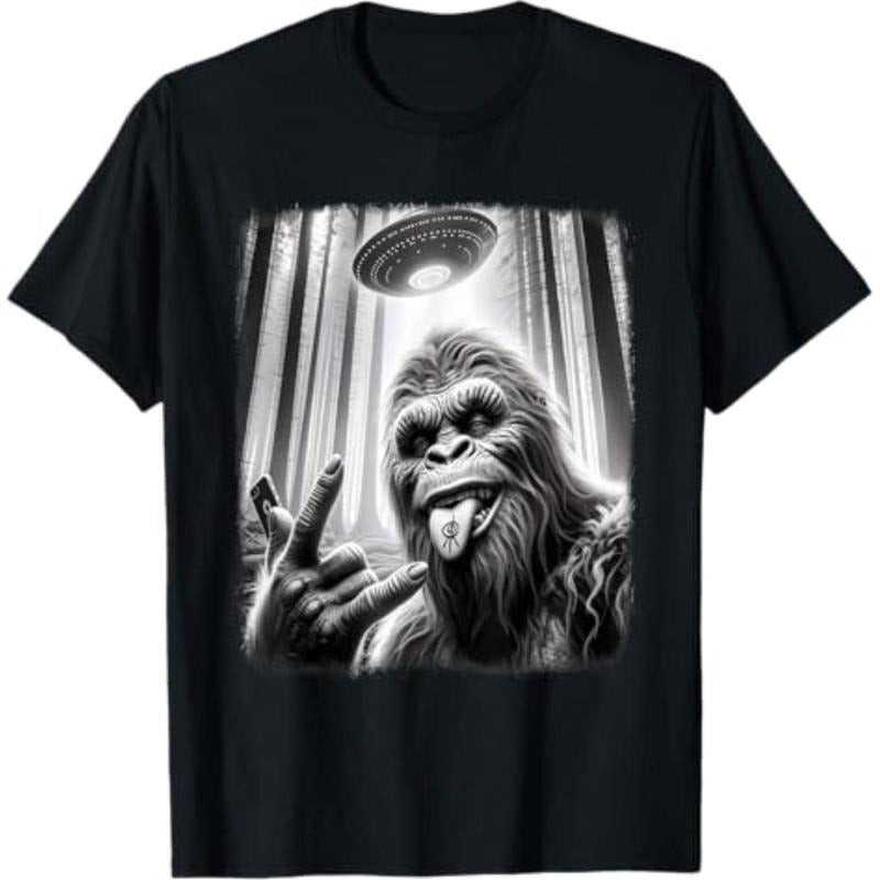 Casual T-shirt Sasquatch Selfie Big Foot Rock On UFO Alien Funny 0HJXK2 T-Shirt Graphic Graphic Tees style 02 Hoodie,...