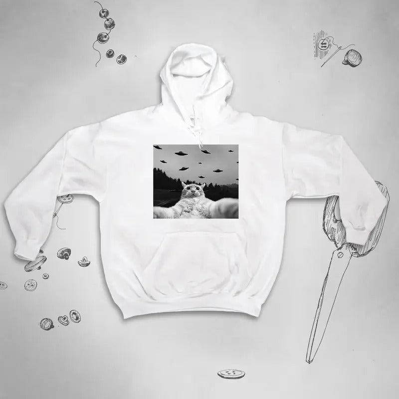 Cat hoodie for Women Men Trendy hoodie Funny Cat Aliens UFO Humor Kitten Design sweatshirt with hood for Teens Gift idea ...