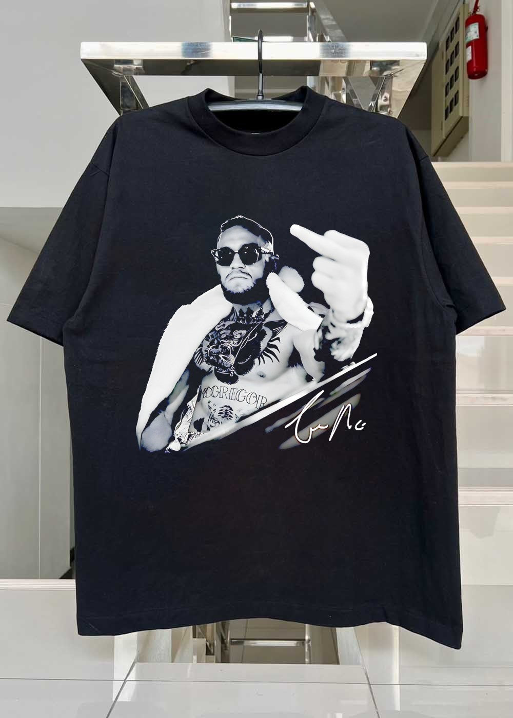 Cm The Notorious Mcgregor Giving The Middle Finger Signature Shirt