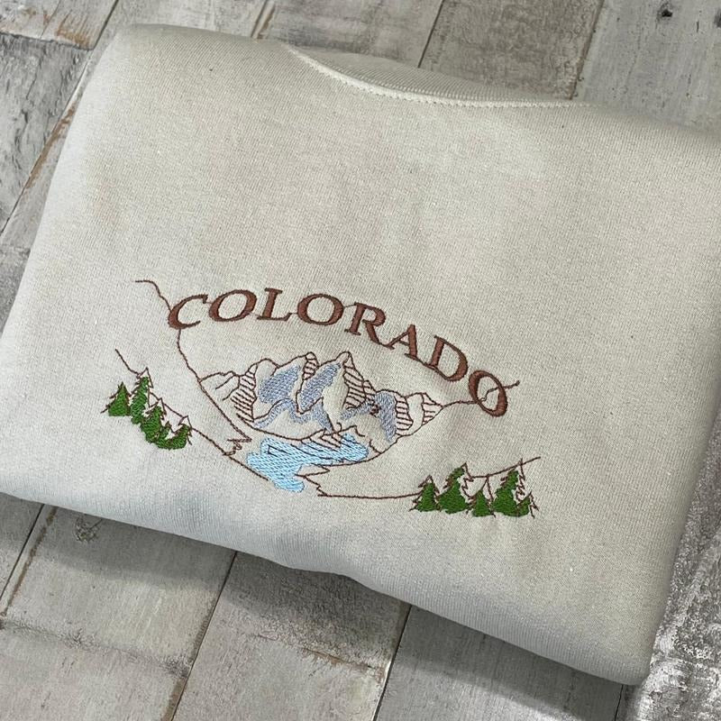 Colorado Embroidered Sweatshirt, Hoodie Colorado sweatshirt, Colorado Mountain Sweatshirt, Classic Fashion, Timeless...