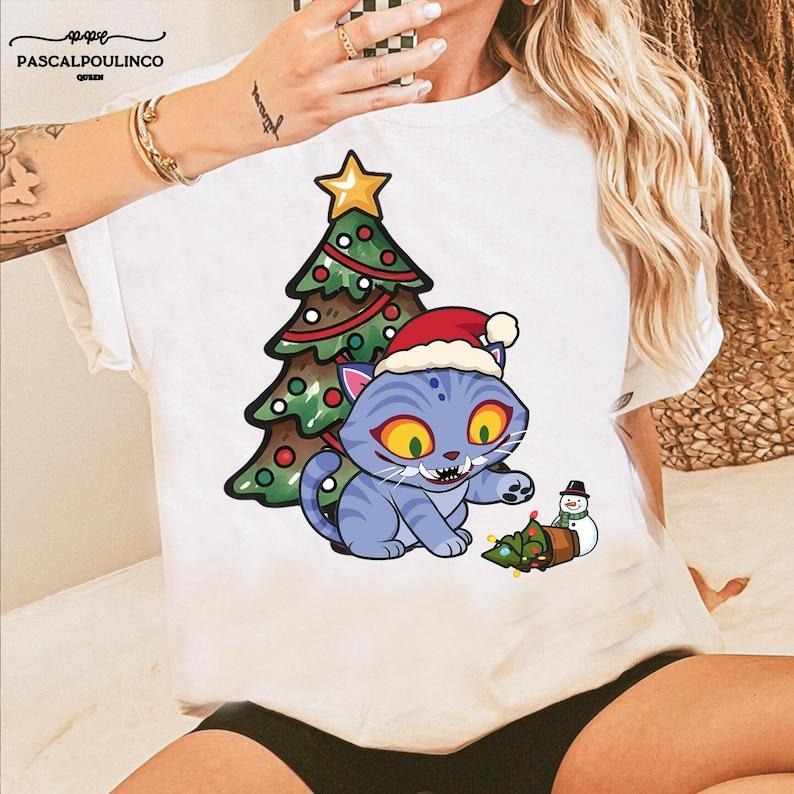 Derpy Christmas Cat Shirt, Funny Kpop Demon Hunter Kitty Tee, Retro Holiday Anime Cat Xmas Top, Cute Festive Gift Hoodie,...