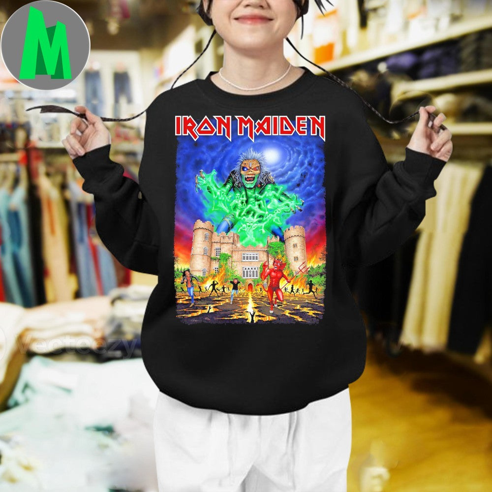 Design Iron Maiden Eddie The Trooper Castle Graphic Band T-Shirt