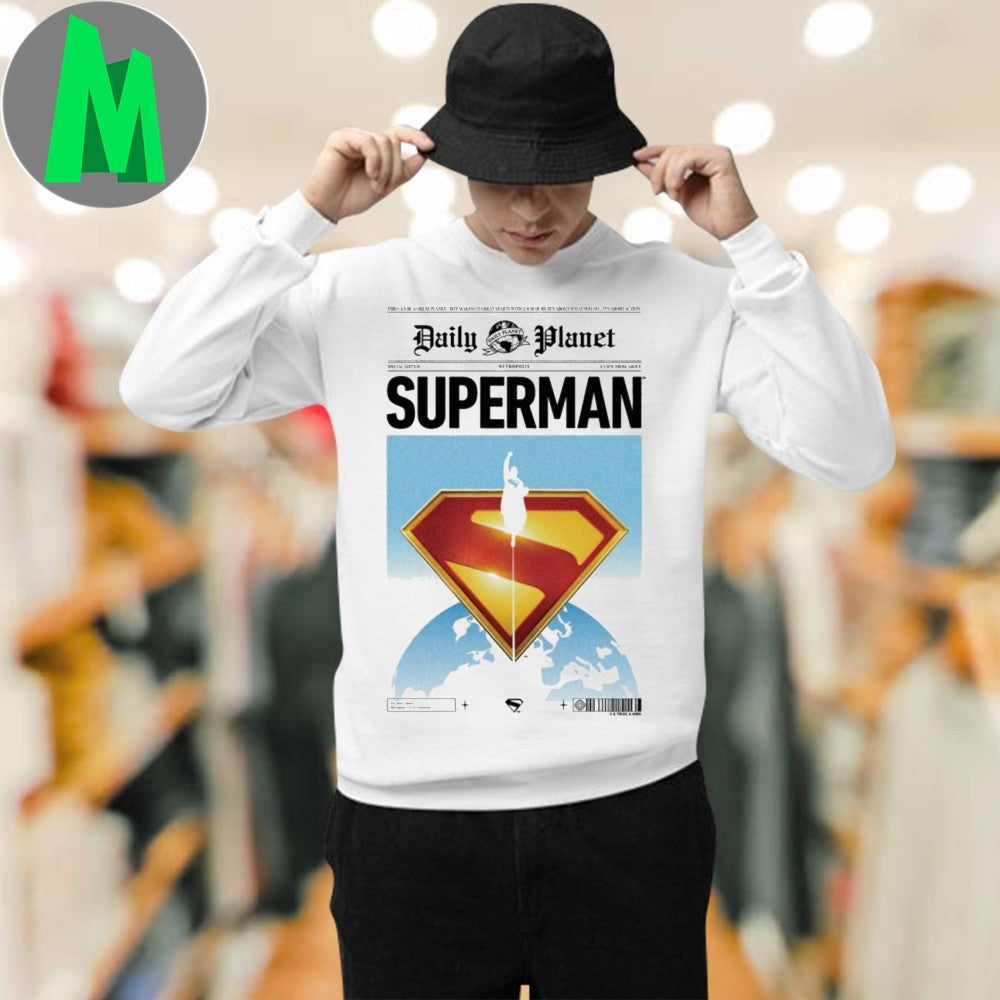 Design Superman (2025) Daily Planet Front Page Shirt