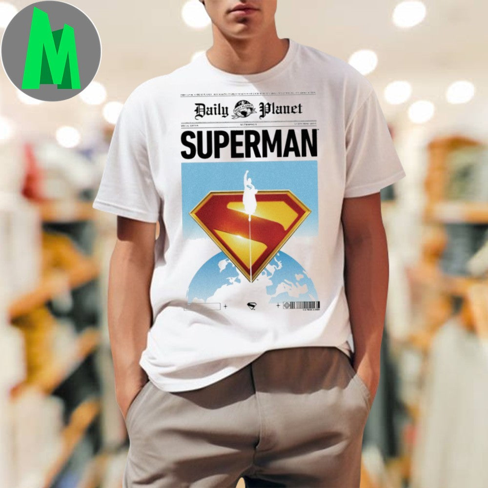 Design Superman (2025) Daily Planet Front Page Shirt