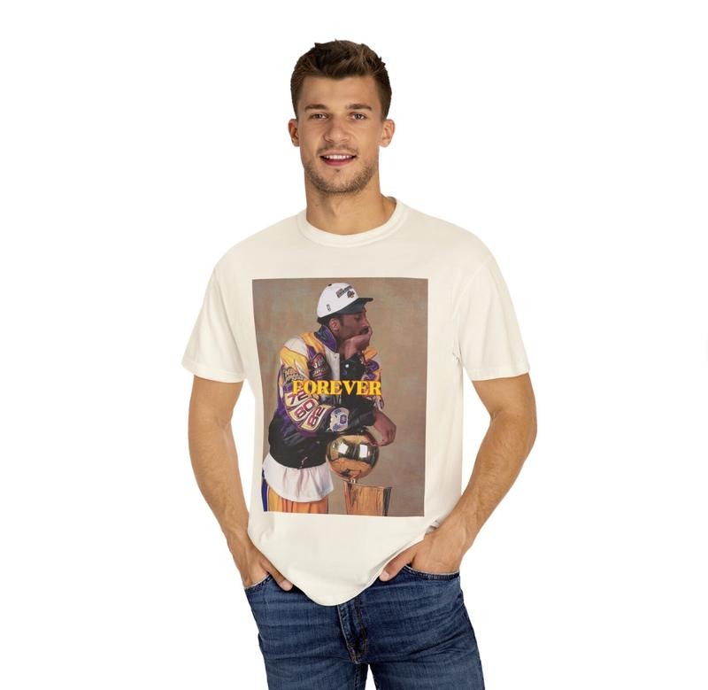 FOREVER Kobe Bryant Los Angeles Lakers Championship Trophy T-shirt Menswear Top Hoodie, Sweatshirt | UrbanDripWear.com