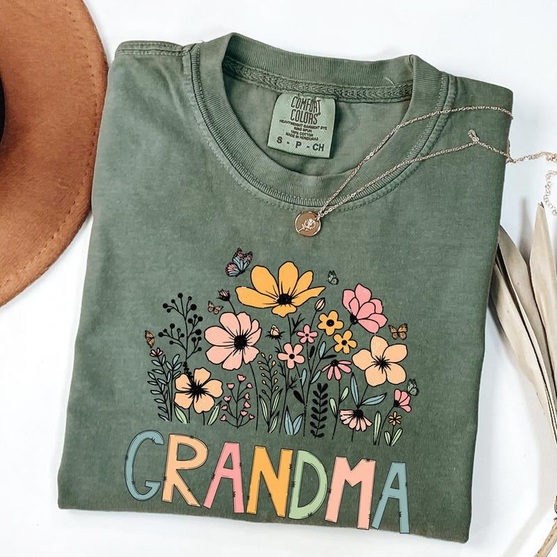 Floral Grandma Shirt, Mother's Day Shirt Gift, Mom Life Shirt, Floral Mama Shirt Gift, Unisex T-Shirt, Gifts For Grandma...
