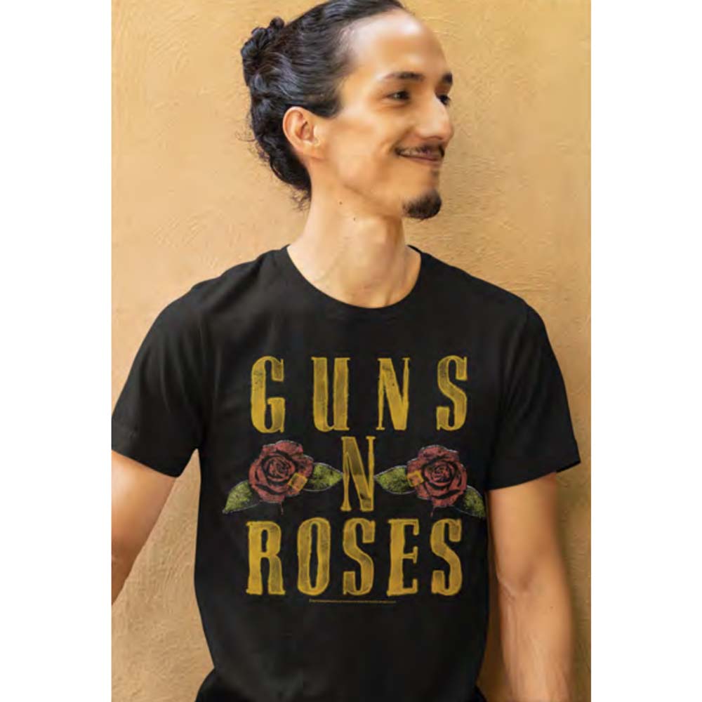 GUNS N' ROSES Eye-Catching T-Shirt, Logo and Roses