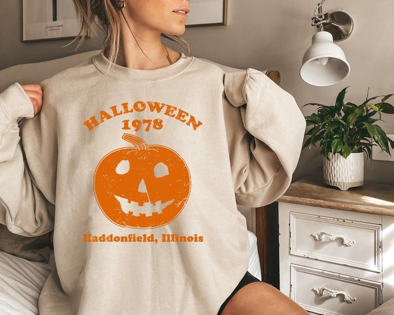 Halloween 1978 Sweatshirt, Vintage Halloween 90s Shirt, Halloween 1978 Pumpkin Face Shirt, Retro Halloween Shirt Hoodie