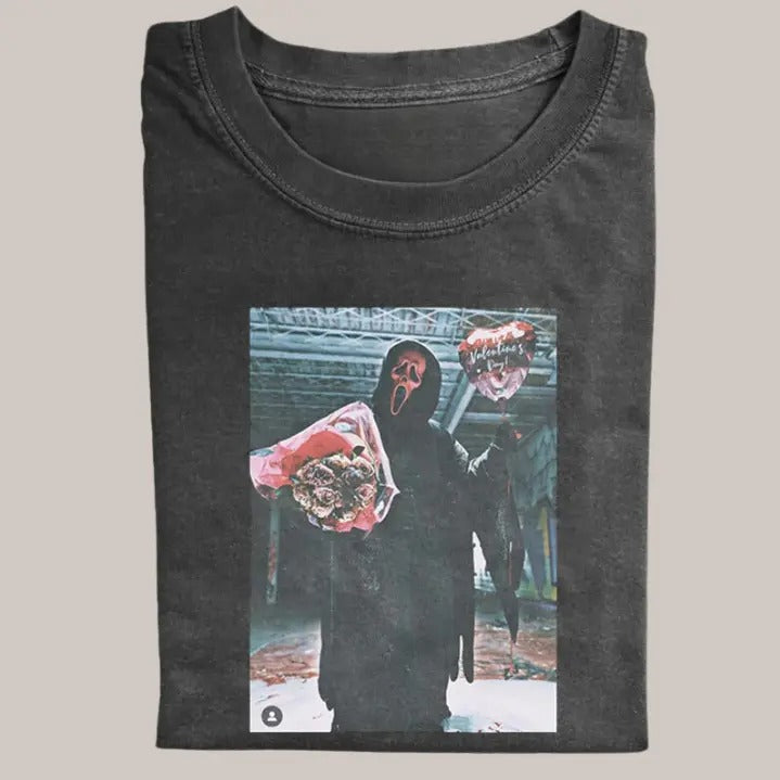Halloween Vintage Tees, Ghost Face Heart T-shirt, Horror Movie Shirt, Unisex Funny Halloween Shirt Menswear Womenswear...