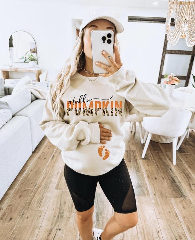 Hello Pumpkin Pregnancy Sweatshirt, Hello Pumpkin Pregnancy Announcement Sweatshirt, Fall Pregnancy Sweater, Fall...