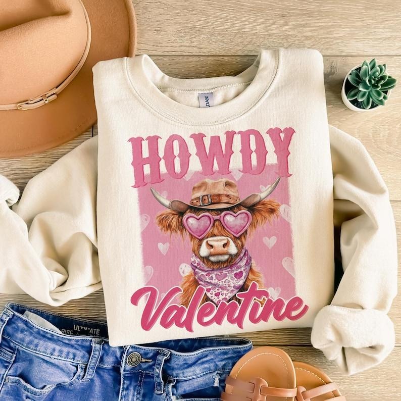 Howdy Valentine  Highland cow Sweatshirt Valentines  , gift valentines, Western T-Shirts, Hoodie | UrbanDripWear.com