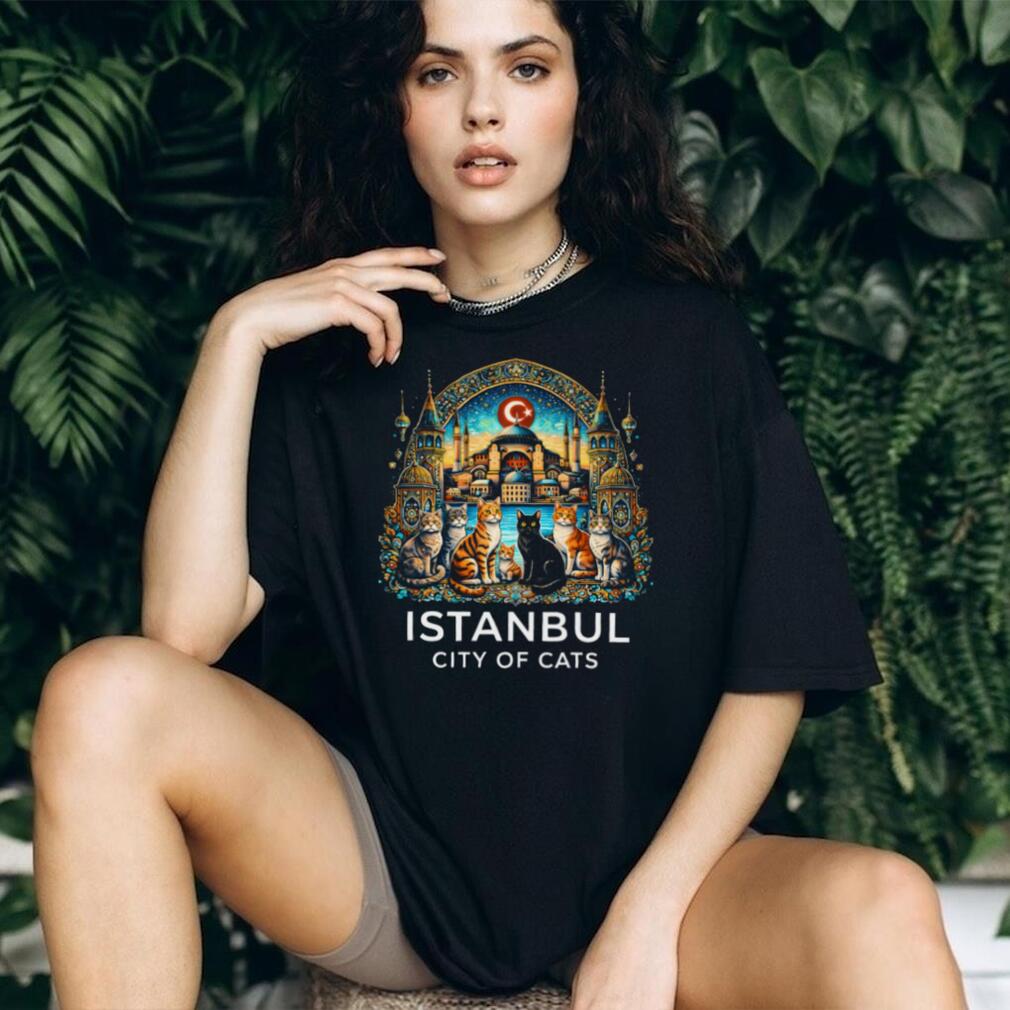 Istanbul City of Cats Artistic Hagia Sophia Landmark T Shirt