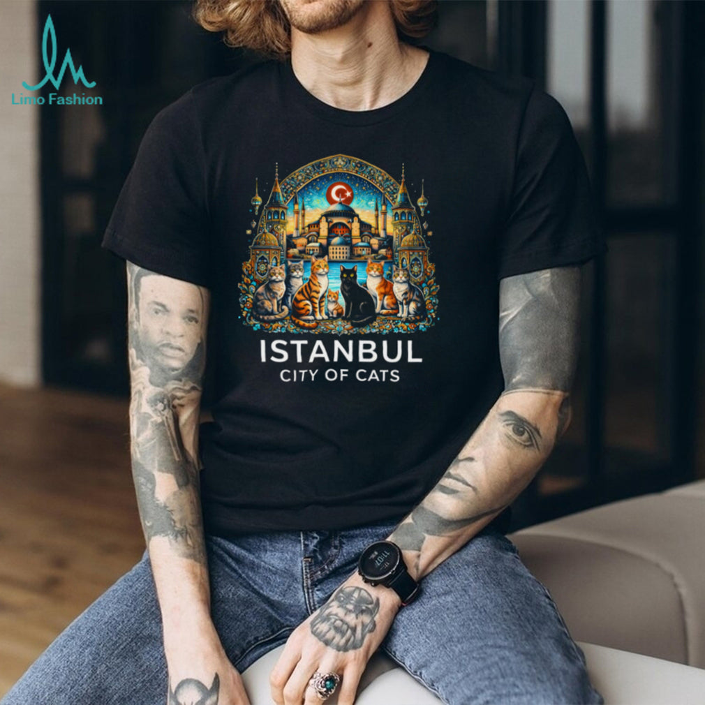 Istanbul City of Cats Artistic Hagia Sophia Landmark T Shirt