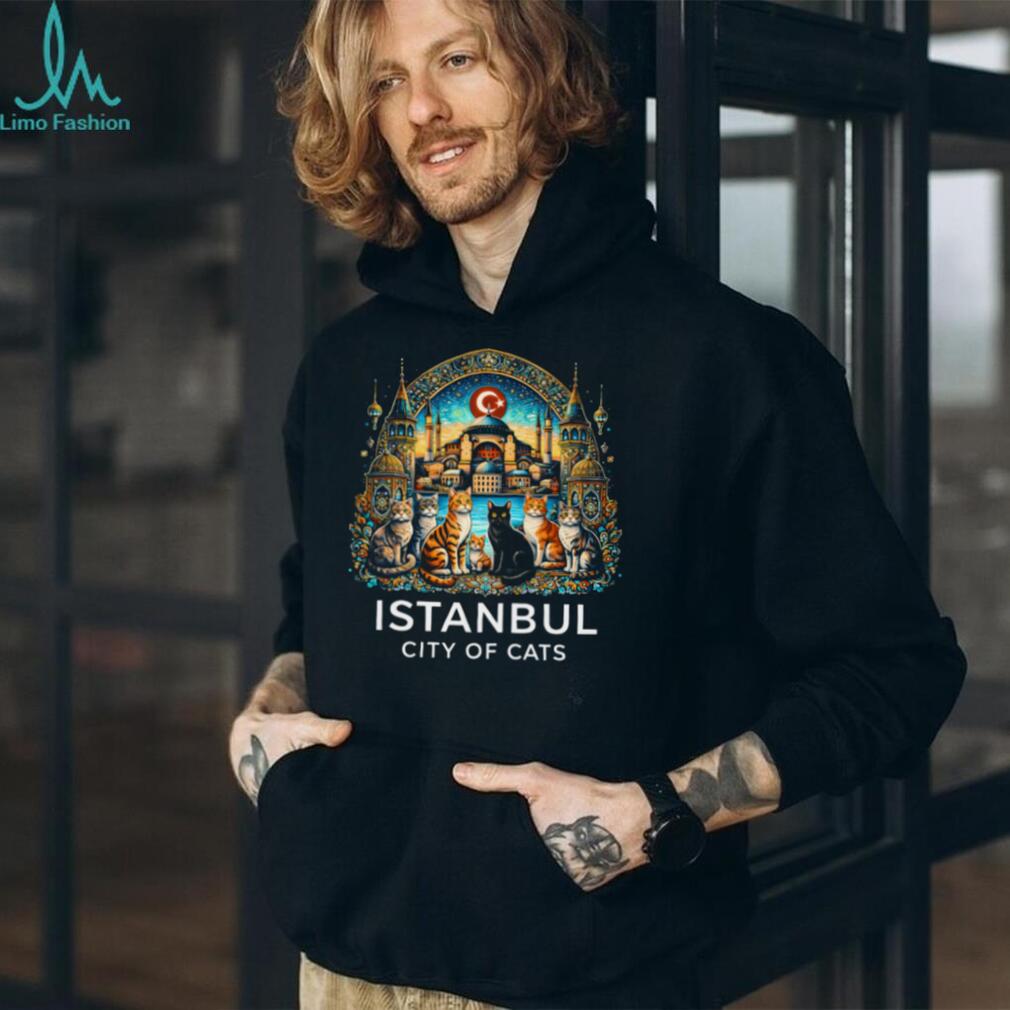 Istanbul City of Cats Artistic Hagia Sophia Landmark T Shirt