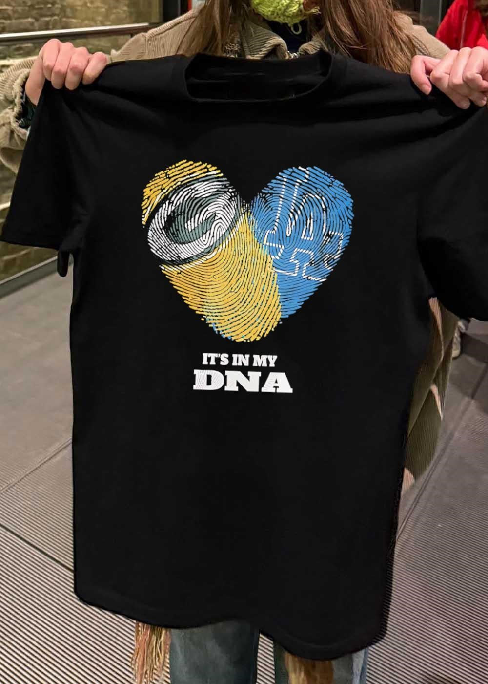 It Is in My DNA Green Bay Packers Los Angeles Dodgers T-Shirt