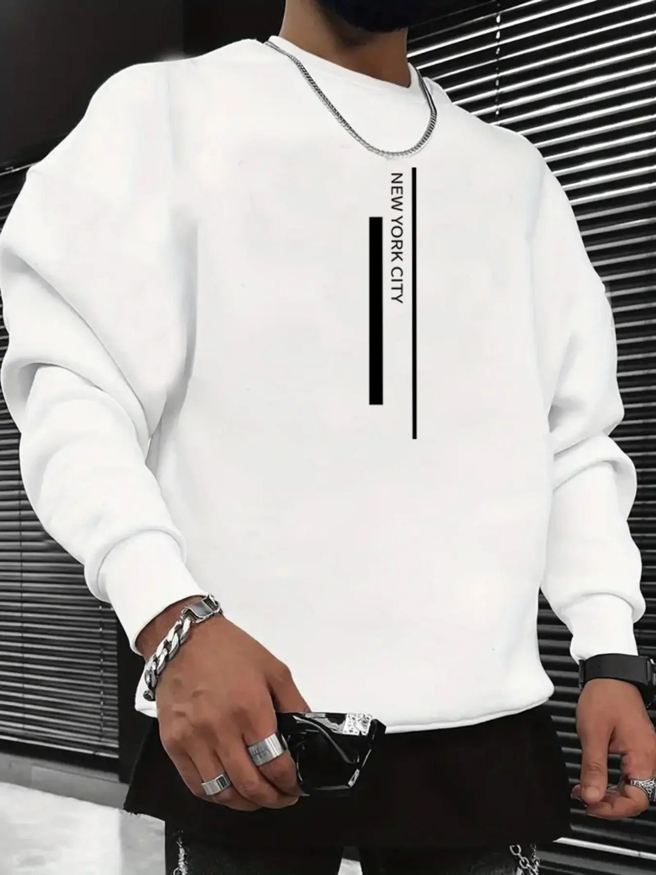 Men's Regular Fit Letter Print Round Neck Sweatshirt, Casual Long Sleeve Crew Neck Pullover for Daily Wear, Fashion Men's...