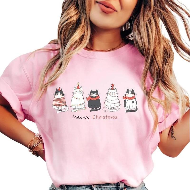 Meowy Christmas Tshirt, Cat Christmas Graphic shirt, Comfort Colors T-shirt, Oversized Christmas T-shirt, Graphic...