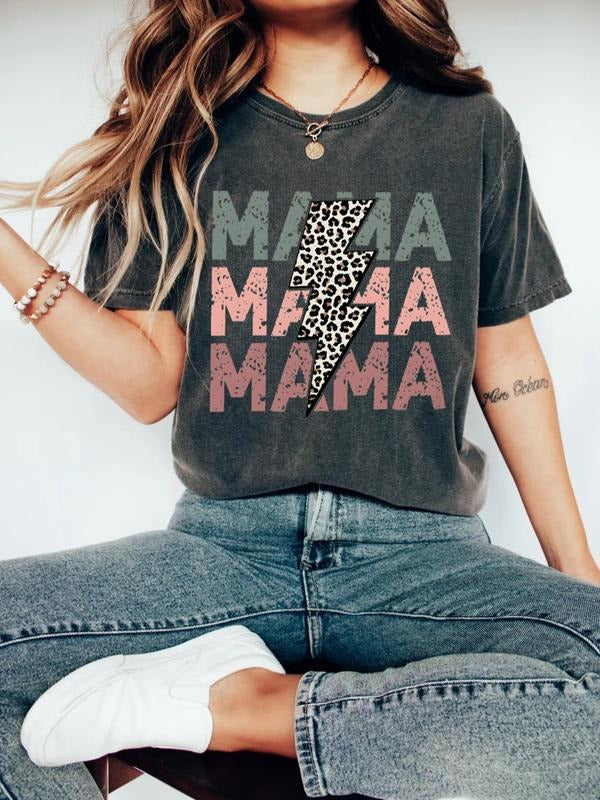Mom Style Casual Retro Oversized T-Shirt - "Mama" Leopard Lightning Bolt Graphic Top Hoodie, Sweatshirt | UrbanDripWear.com
