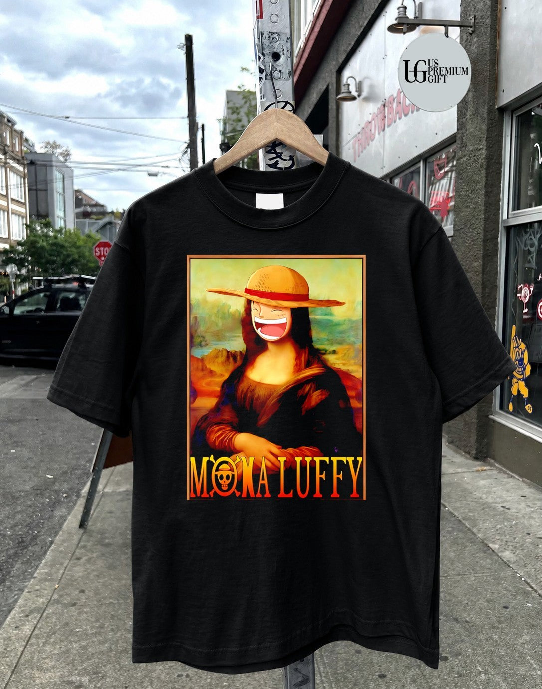 Mona Luffy Mona Lisa Anime parody shirt
