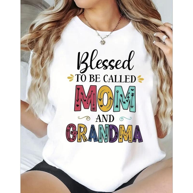 Mother And Grandmother Pattern Printed Round Neck Short Sleeved Women'S T-Shirt, Cool, Breathable And Comfortable...