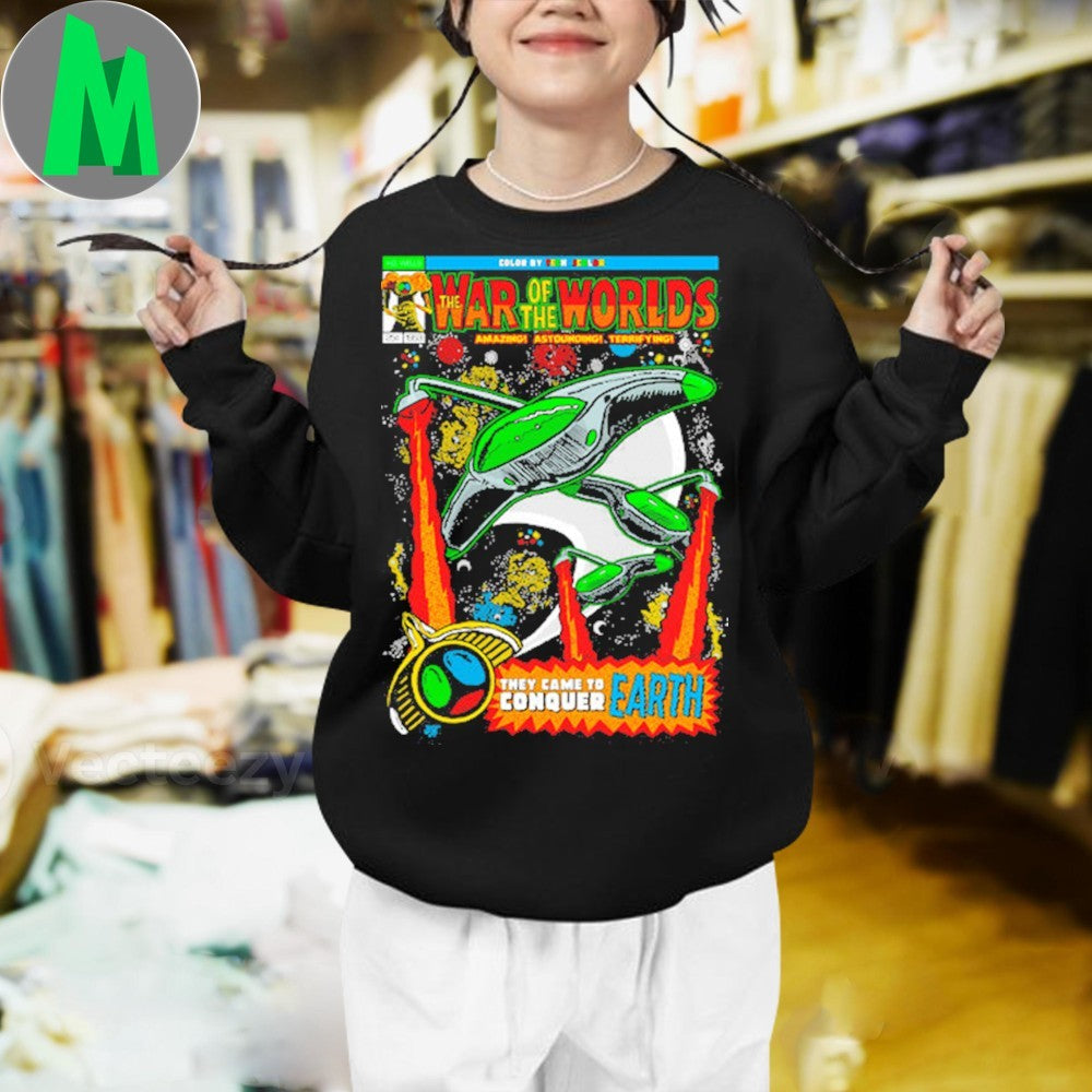 The War of the Worlds Retro Comic Book Sci-Fi Movie Fan T-Shirt