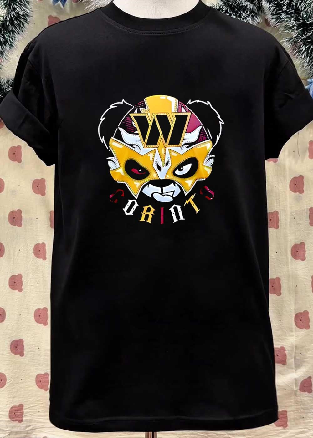 Panda Luchador Wrestling Mask Washington Commanders T-Shirt