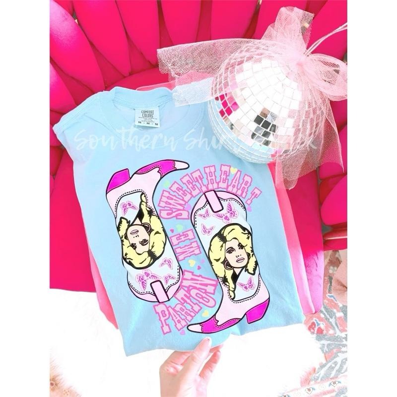 Parton me sweetheart T shirt  | Chambray comfort colors t shirt Hoodie, Sweatshirt | UrbanDripWear.com