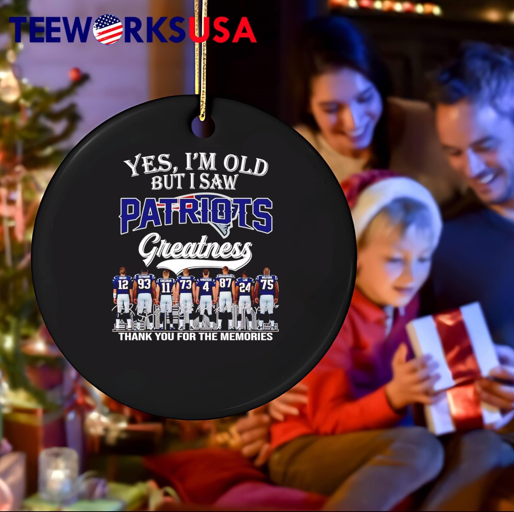 Patriots Memories Yes I’m Old But I Saw Greatness Players Signature T-Shirt