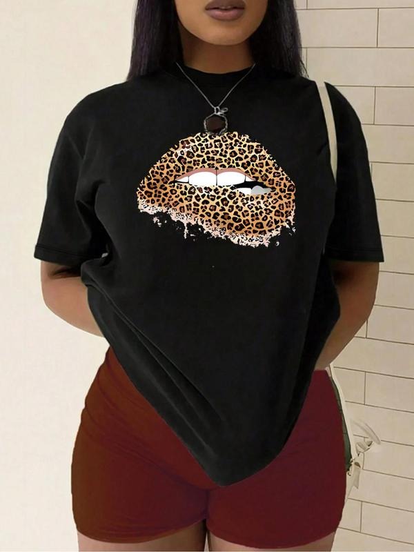 Plus Size Leopard Lip Print Round Neck Tee, Casual Short Sleeve Graphic T-shirt, Women's Summer Clothes for Daily Wear...