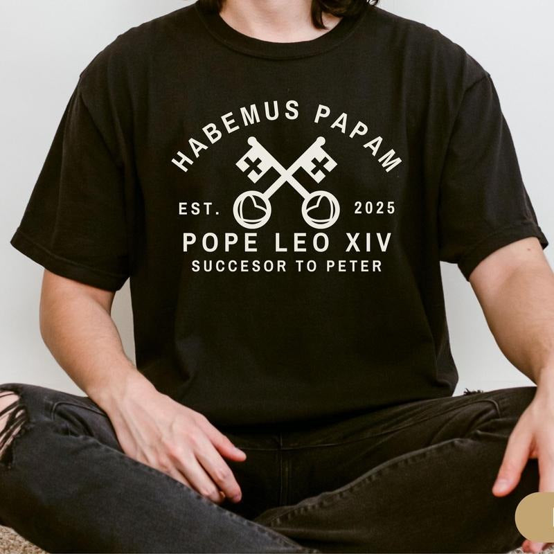 Pope Leo XIV Shirt New Pope Leo 14 T-Shirt - Comfort Colors Casual Streetstyle Crew Neck Short Sleeve T-Shirt Trendy Tops...