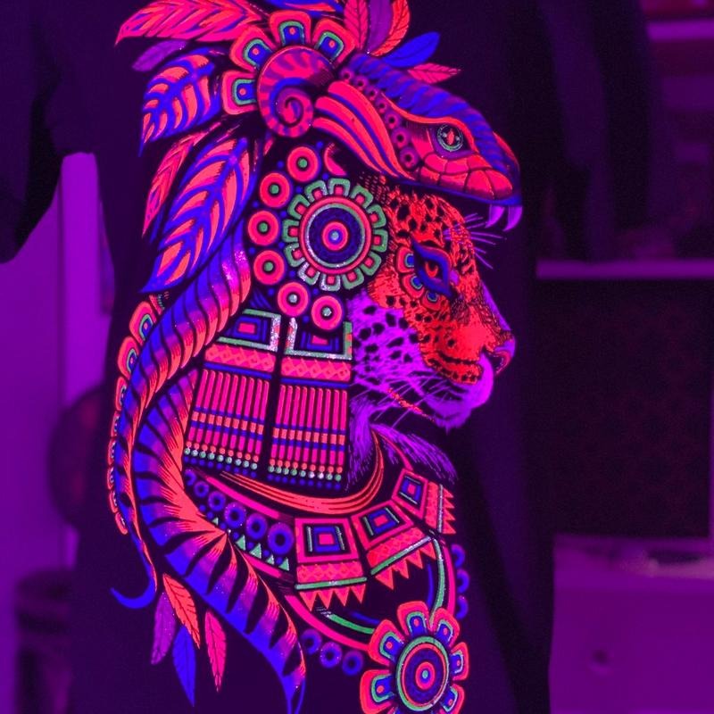 Quetzalcóatl con jaguar T-shirt Black Cotton Hoodie, Sweatshirt | UrbanDripWear.com