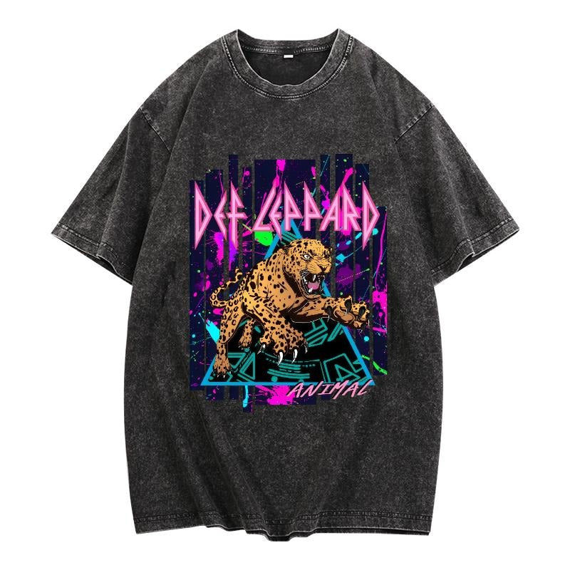 Retro - Washed T - Shirt Featuring a High