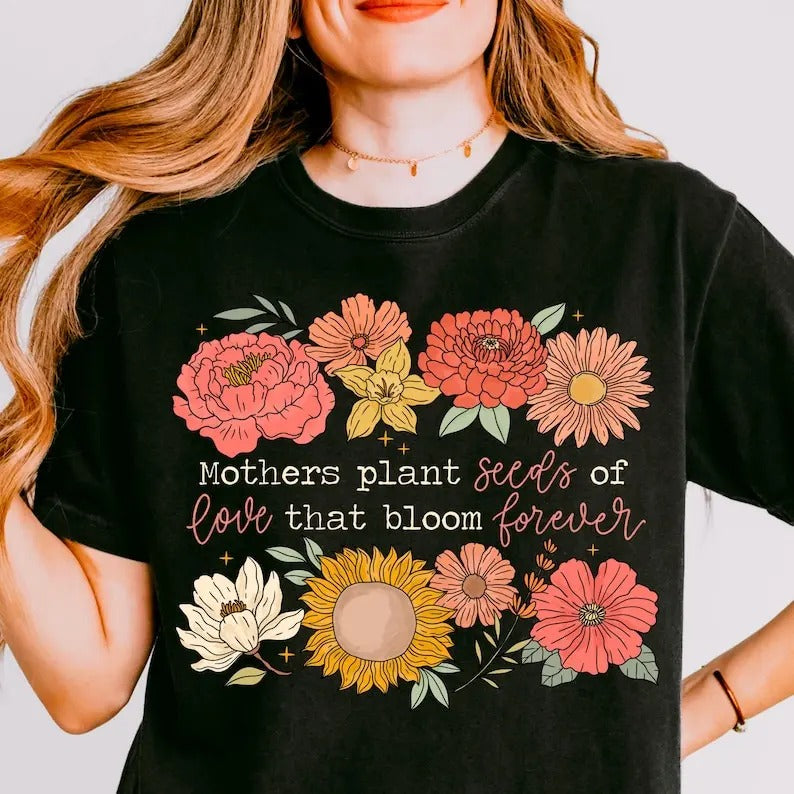 Retro Floral Mama Quote Tshirt, She Is Mom Tee, Floral Mom, Mothers Day Shirt, Trendy T-Shirt Hoodie, Sweatshirt