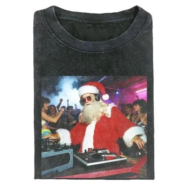 SANTA CLAUS PARTY TEE, Retro Holiday TShirt, Graphic T-shirt, Y2K 90s Graphic Shirt, gift for her, him, Womenswear Top,...