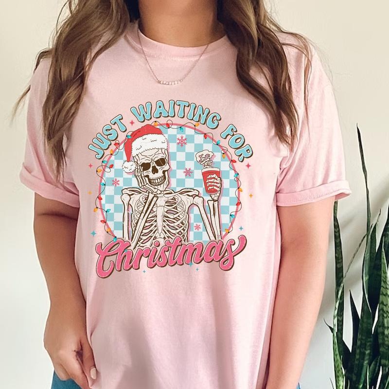 Sandjest Funny Retro Christmas Shirt Skeleton Shirt Vintage Santa Shirt Funny Christmas Outfit Skull Sweatshirt Funny...