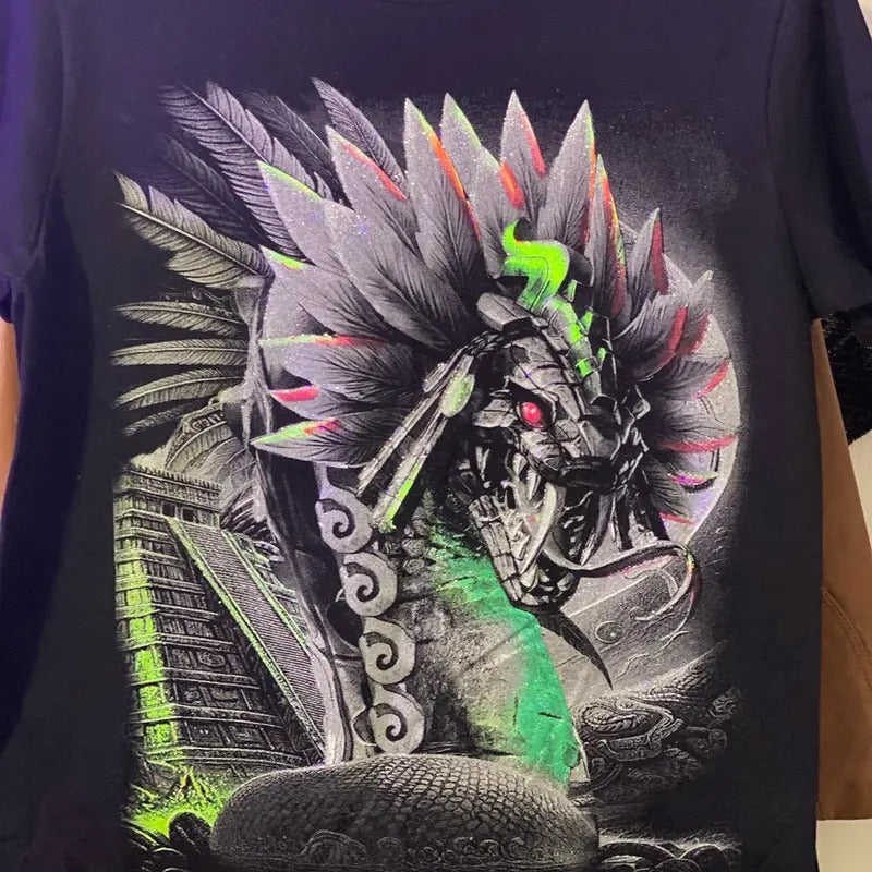 Serpiente emplumada  Man T-shirt Hoodie, Sweatshirt | UrbanDripWear.com