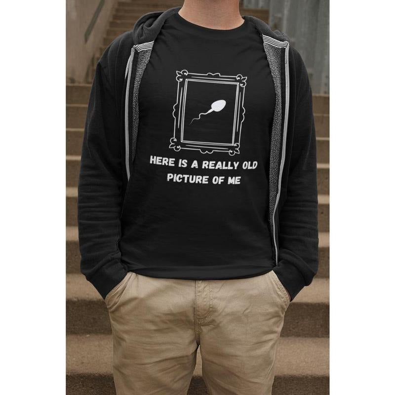 Short sleeve shirt, HERE IS A REALLY OLD PICTURE OF ME Hoodie, Sweatshirt | UrbanDripWear.com