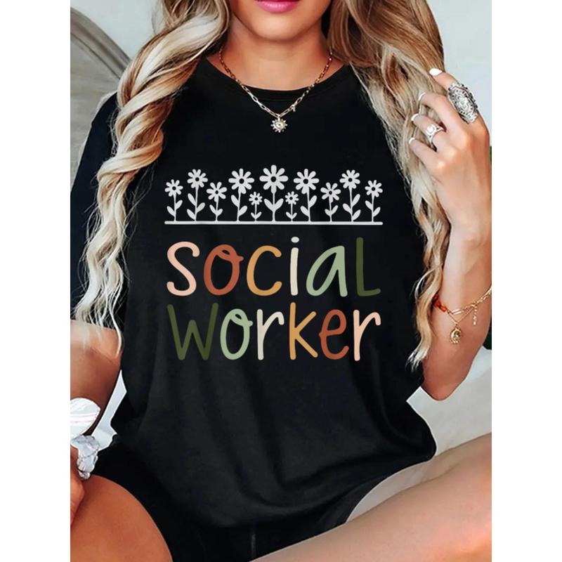 Social Worker Support Retro Wildflowers Social Work Month Print Women'S Gift T-shirt, Round Crew Neck Soft Short Sleeve...