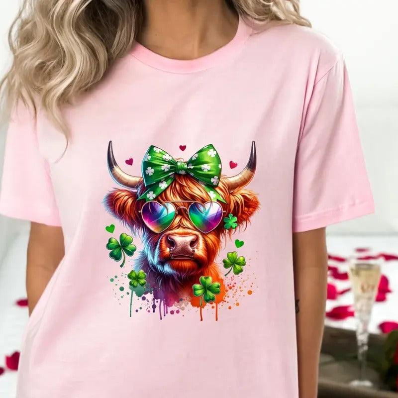St Patrick's Day Highland Cow Shirt, Retro St Patricks Hoodie, St Patrick's Day Sweatshirt, Shamrock Sweatshirt, Hodie...